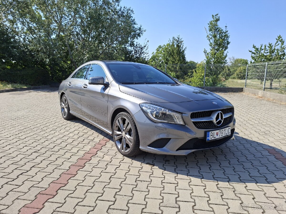 Mercedes-benz CLA 180 , C117 - 2