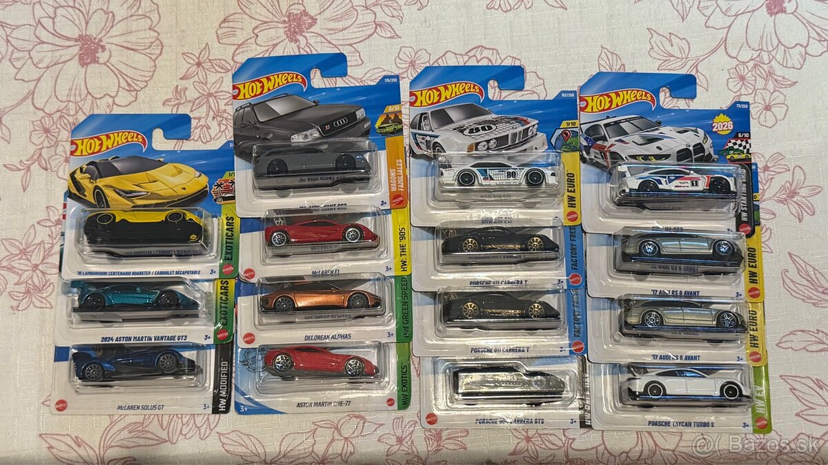 Hot wheels autíčka - 2