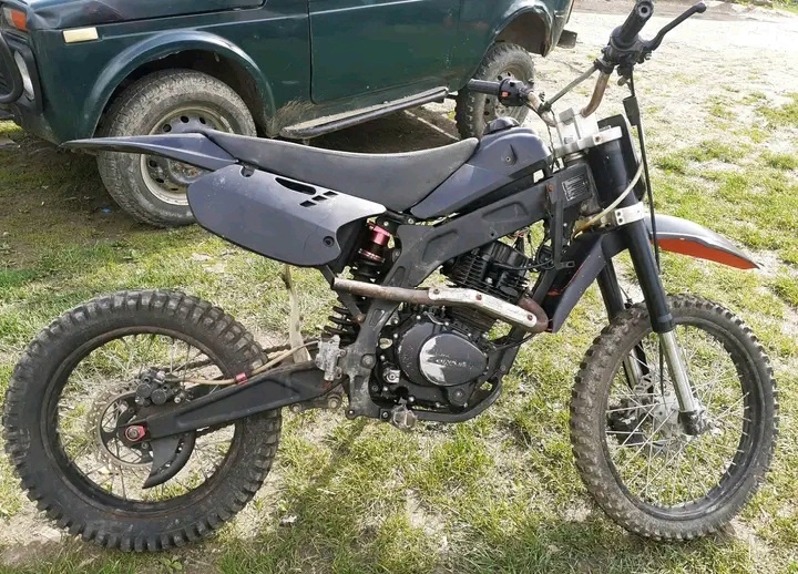 250