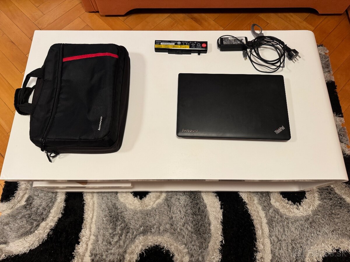 Predám zachovali notebook LENOVO E530 ThinkPad Veľkosť 15,6” - 2