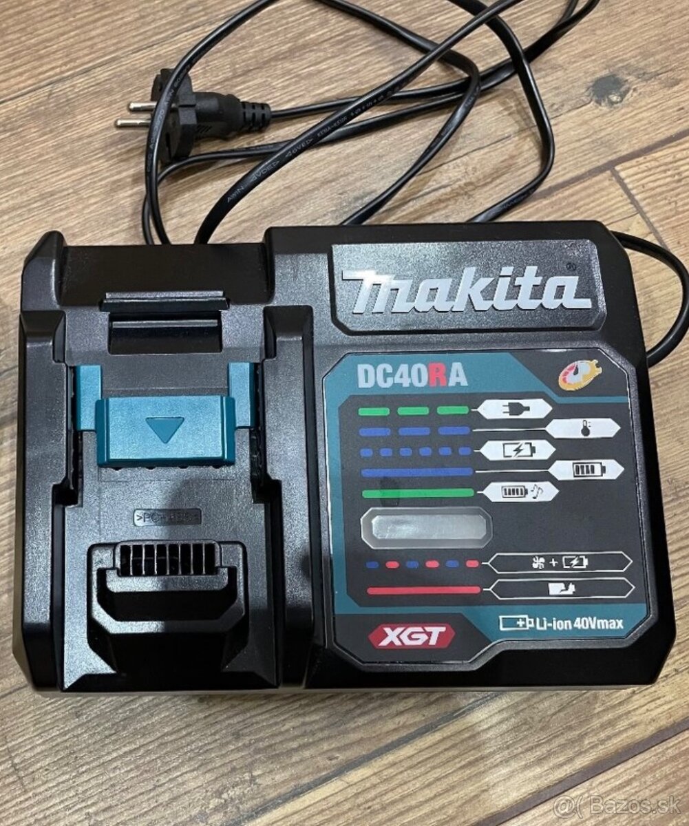 Predám aku vŕtačku Makita DF001GZ01 - 2