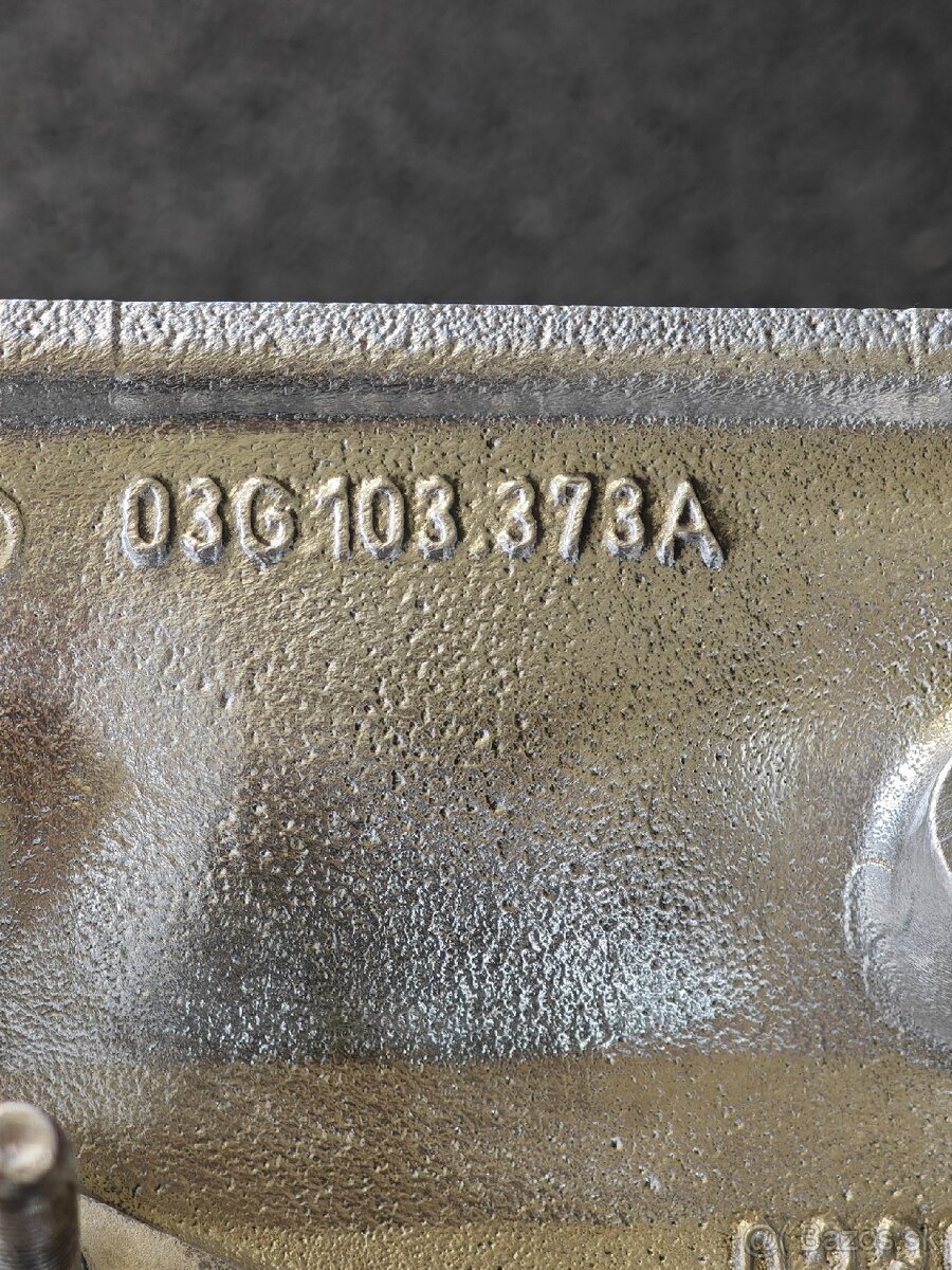 Hlava valcov 03G103373A 2.0 TDI 16V - 2
