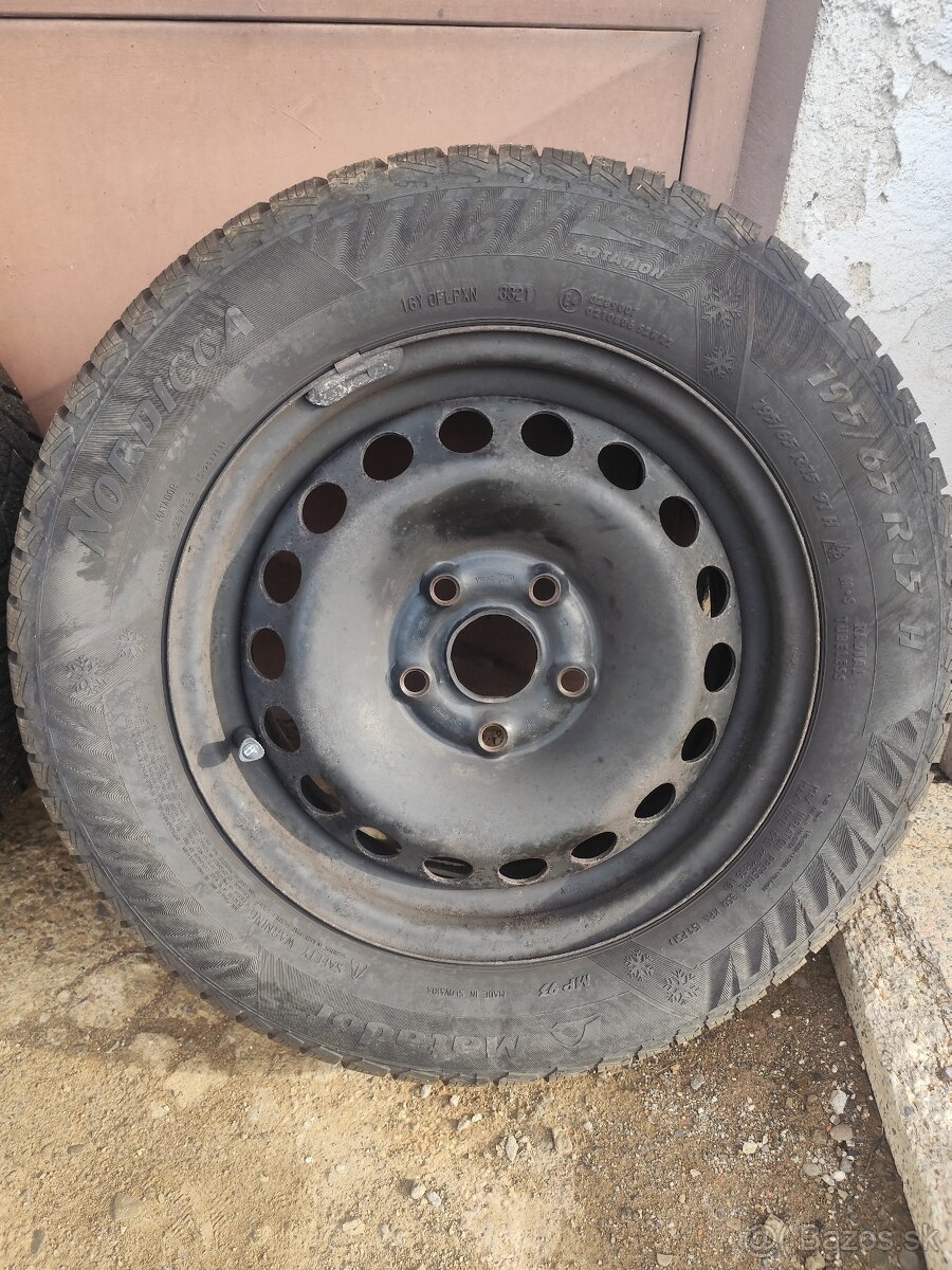 Zimné pneumatiky 195/65 R15 5x112 - 2