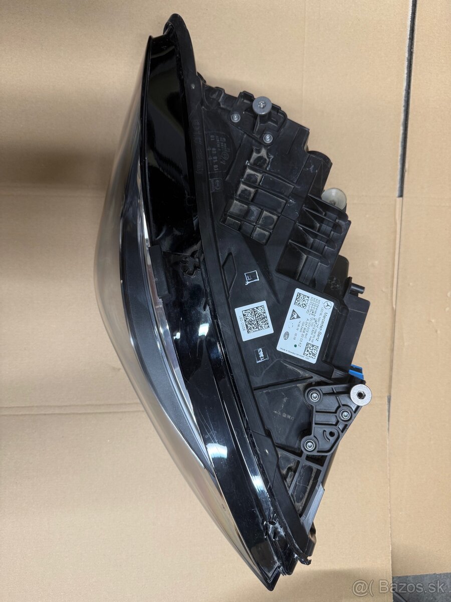 Mercedes-Benz B W247 A2479064104 - 2