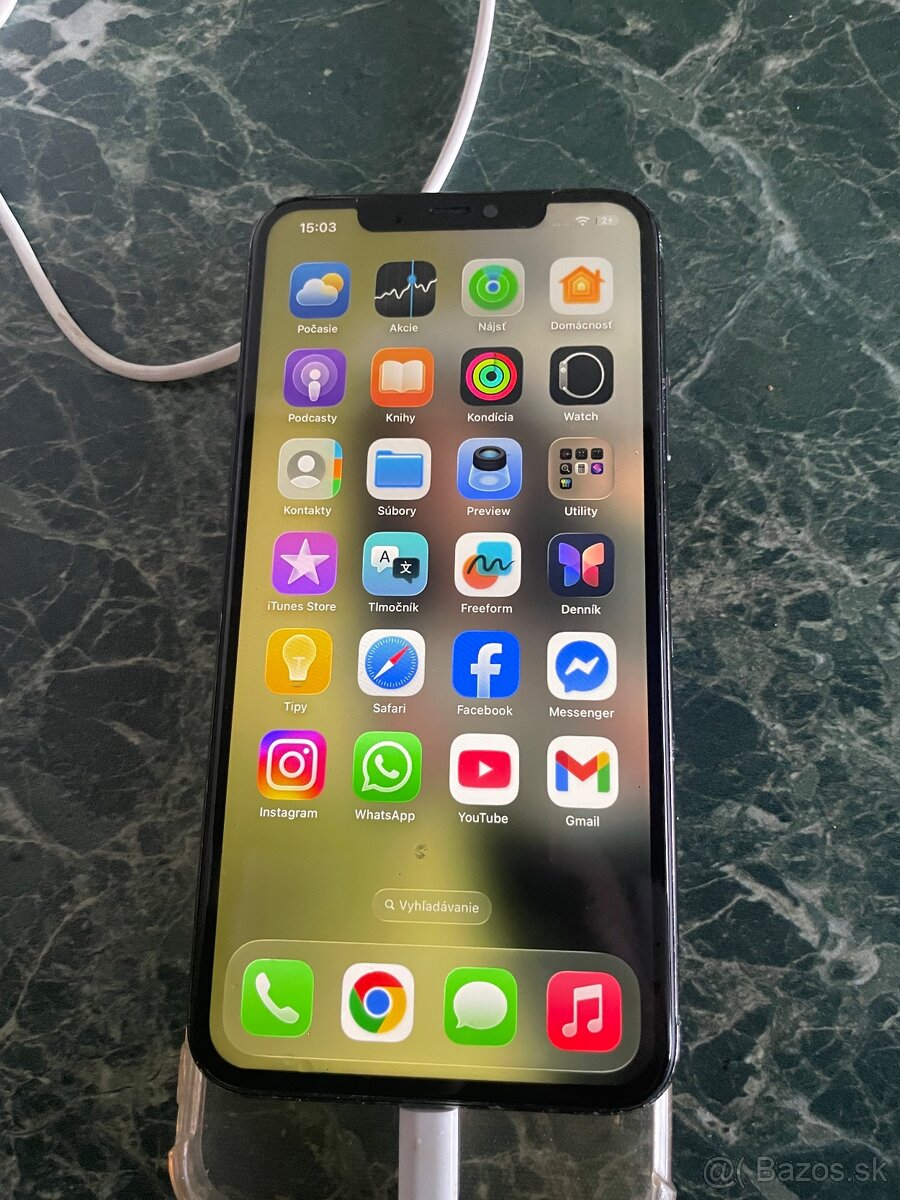 Predám iPhone 11pro max - 2