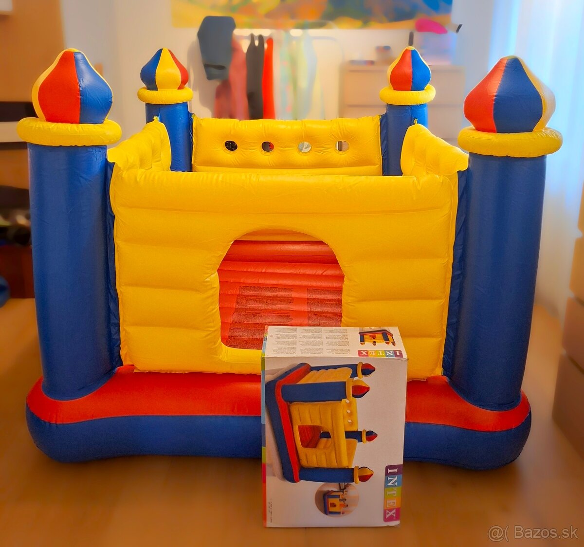 Predám skákací hrad INTEX Jump-O-Lene - 2