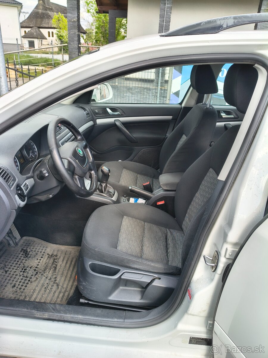 Skoda Octavia combi 1.6 TDi - 2