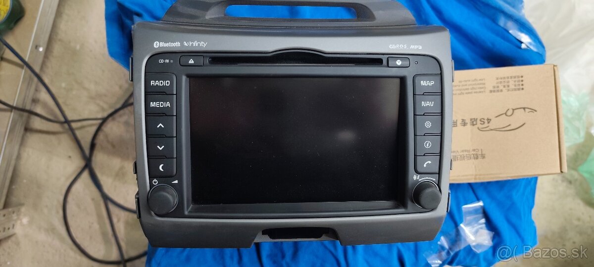 Rádio Kia Sportage 3 originál. - 2