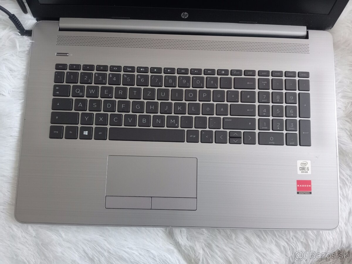 rozpredam funkčný notebook Hp 470 G7 - 2