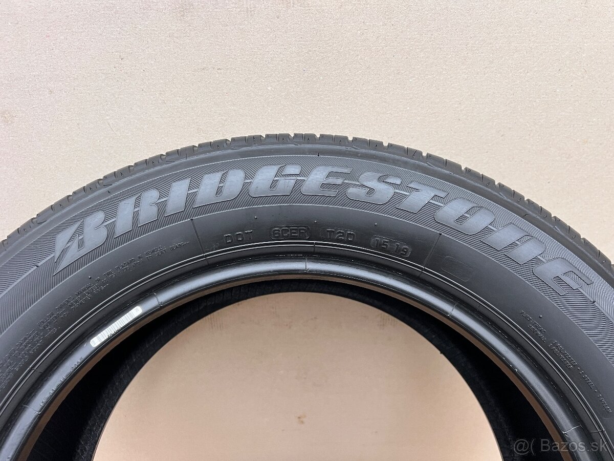 Letné pneumatiky 215/60 R17 Bridgestone dva kusy - 2