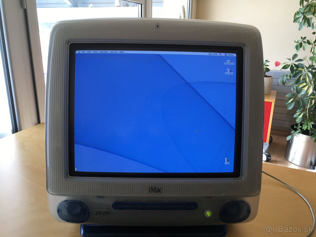 Predám Apple iMac G3 vo farbe Indigo - 2