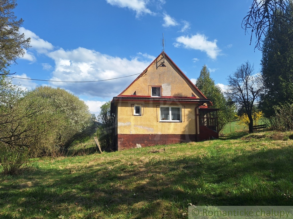 Rodinný dom v pokojnom prostredí na okraji obce Klokočov - 2