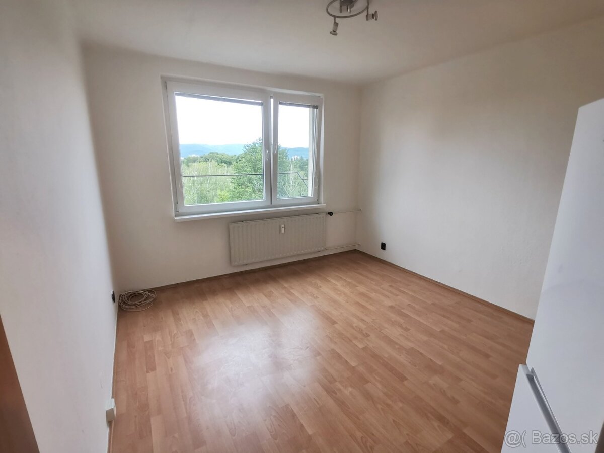 Topoľčany - čiastočne zariadená garsónka - 2