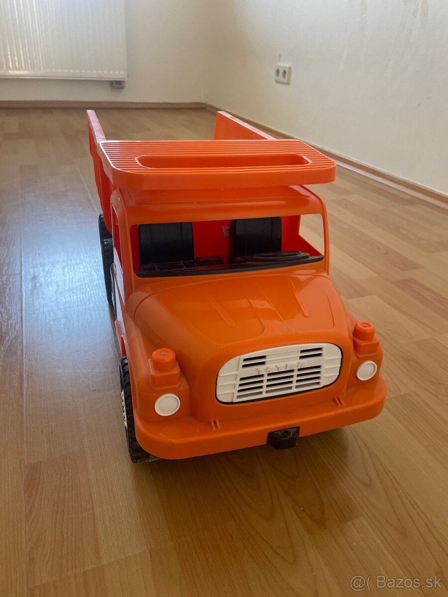 Dino Tatra 148 oranžová - 2