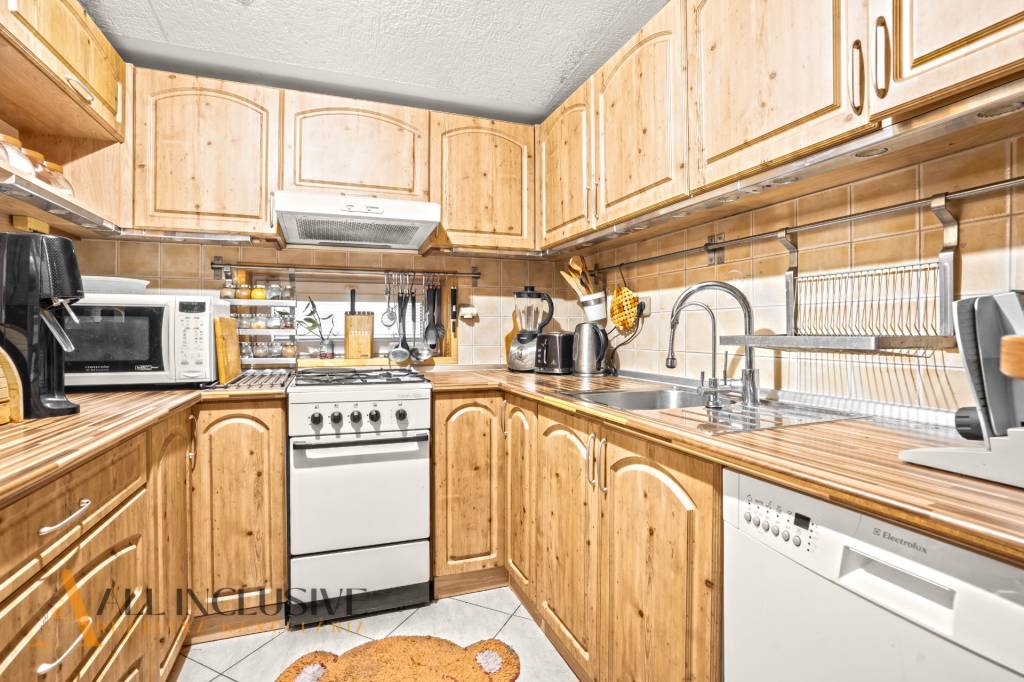 ALL INCLUSIVE | NA PREDAJ CHATA V PODUNAJSKÝCH BISKUPICIACH - 2