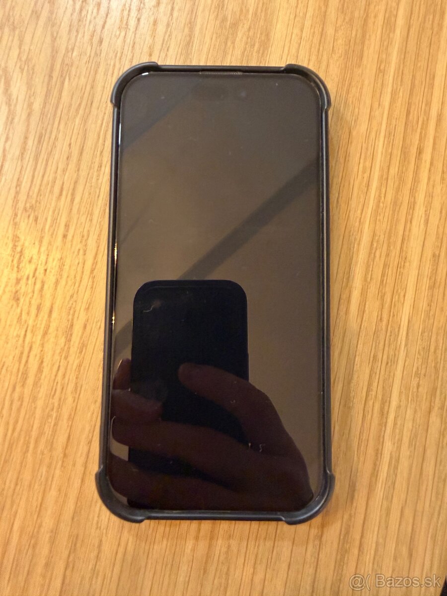 Apple iPhone 14 Pro (256 GB) - 2