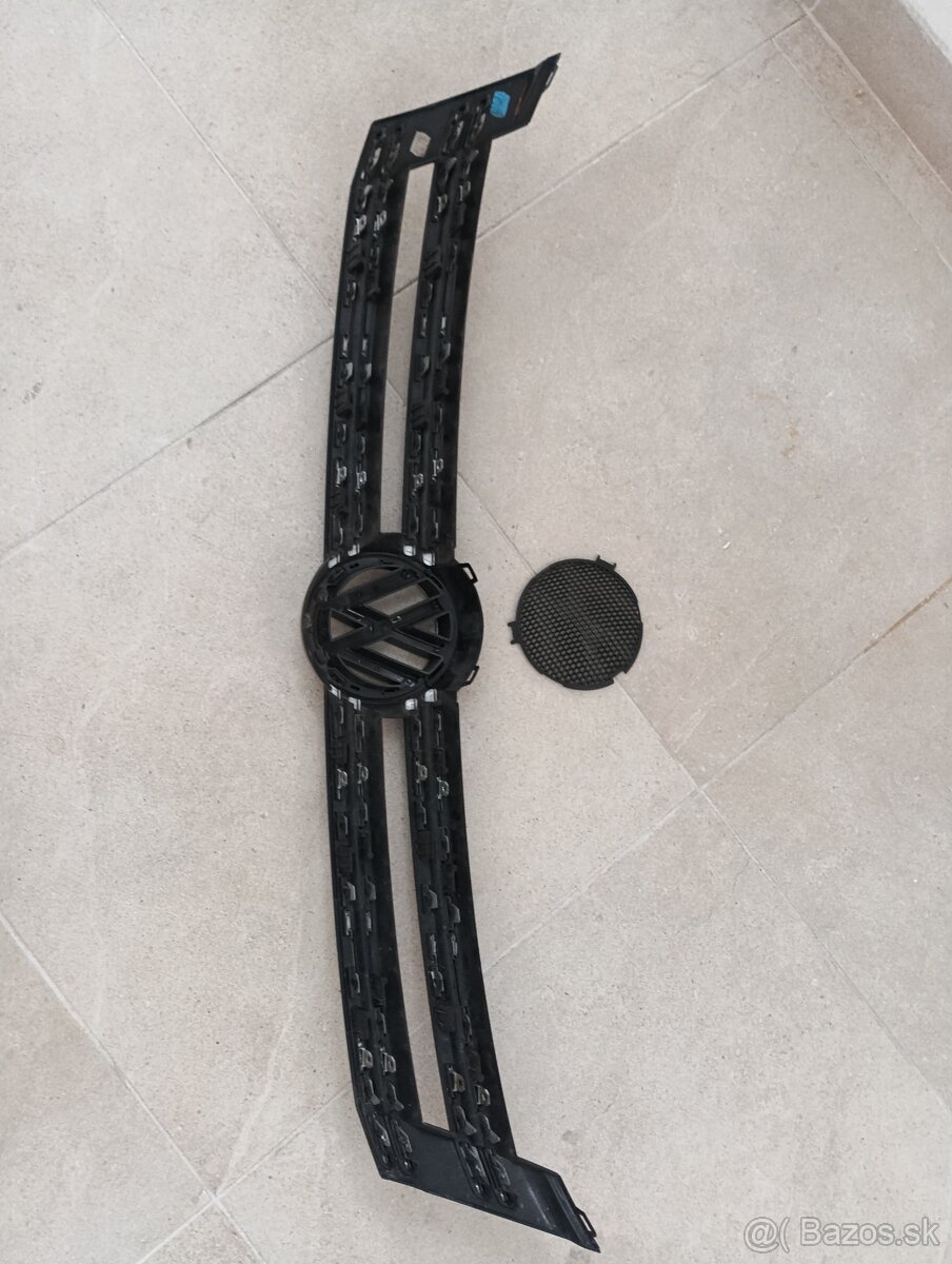 VW Tiguan R - Line predná mriežka - 2