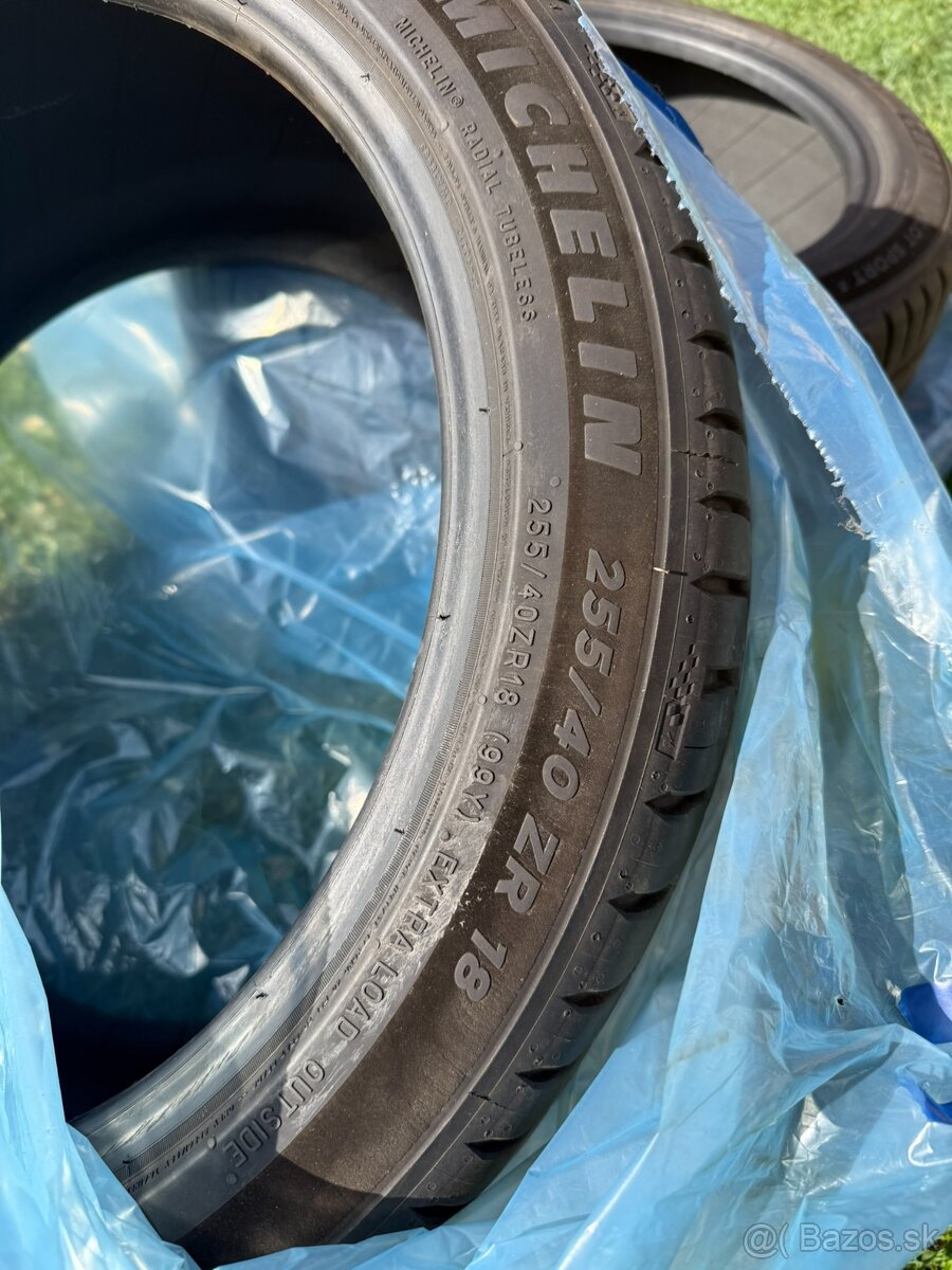 Michelin PILOT SPORT 5 255/40 R18 99Y - 2