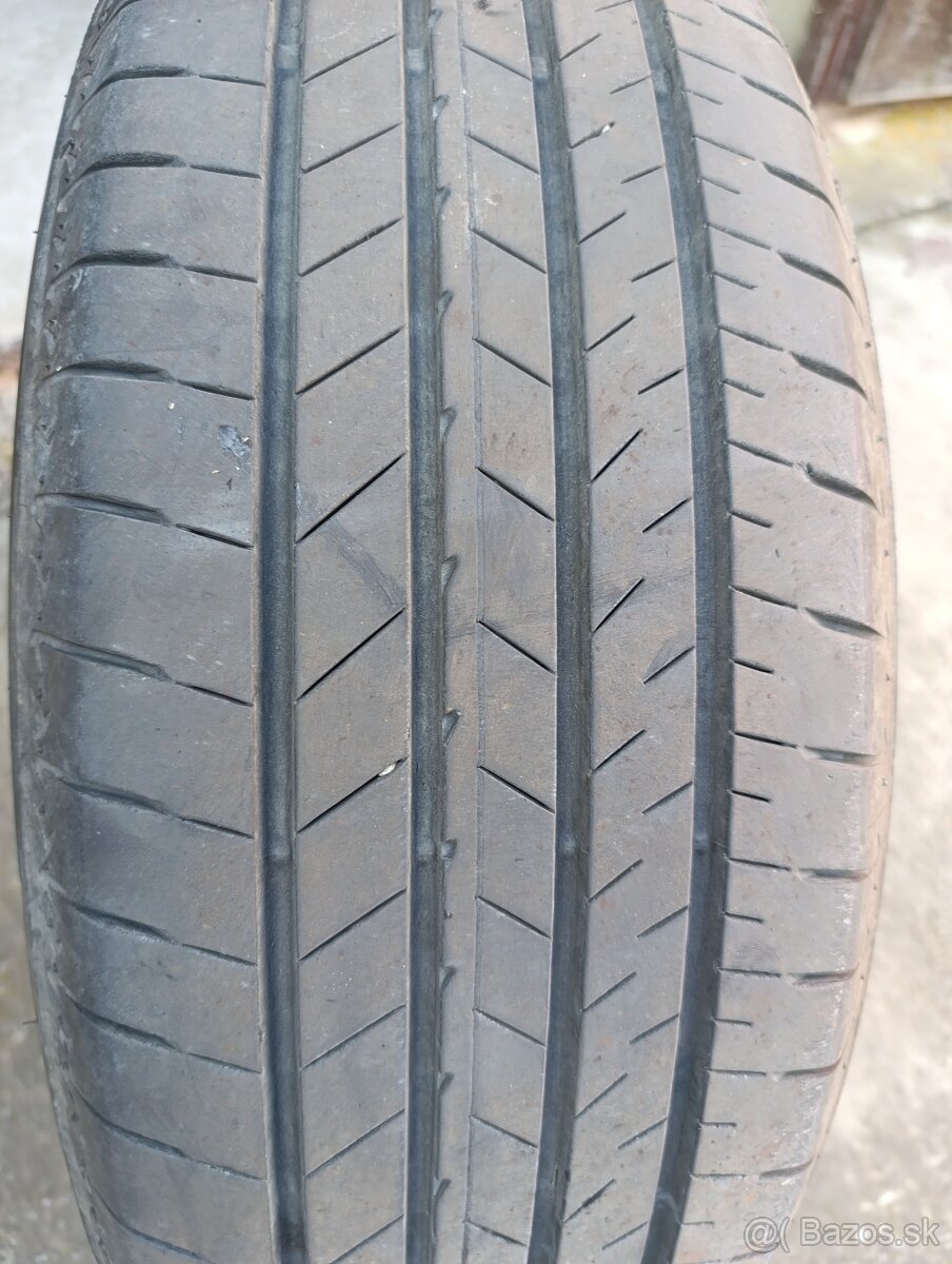 Letné pneumatiky Bridgestone 225/60 r18 - 2