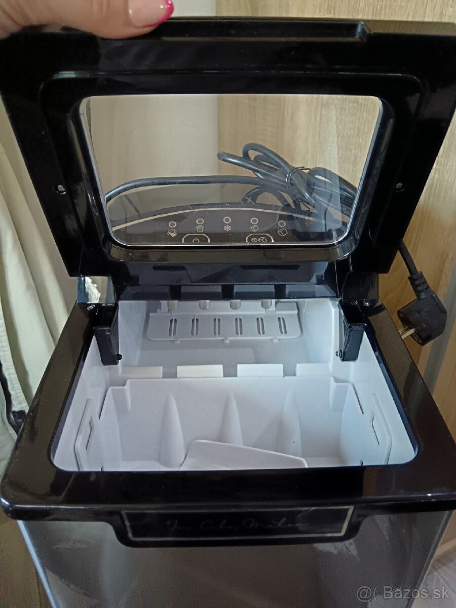 Výrobník ľadu. - 2