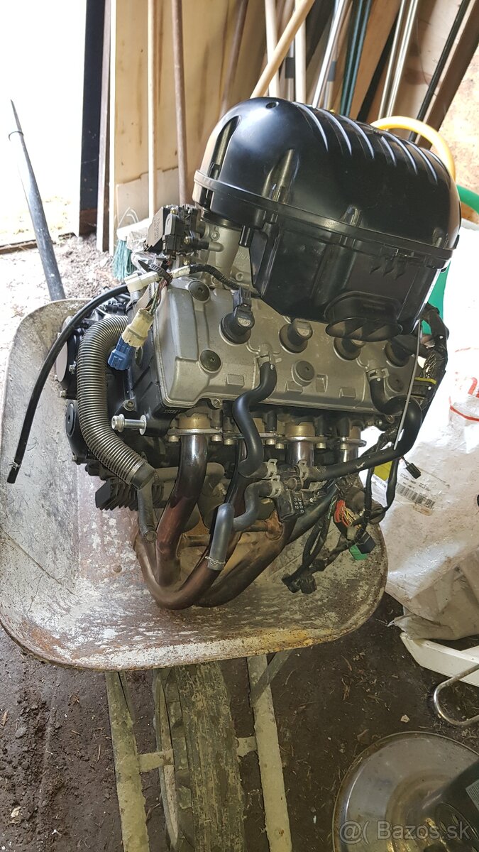 Predam motor suzuki GRS 600 - 2