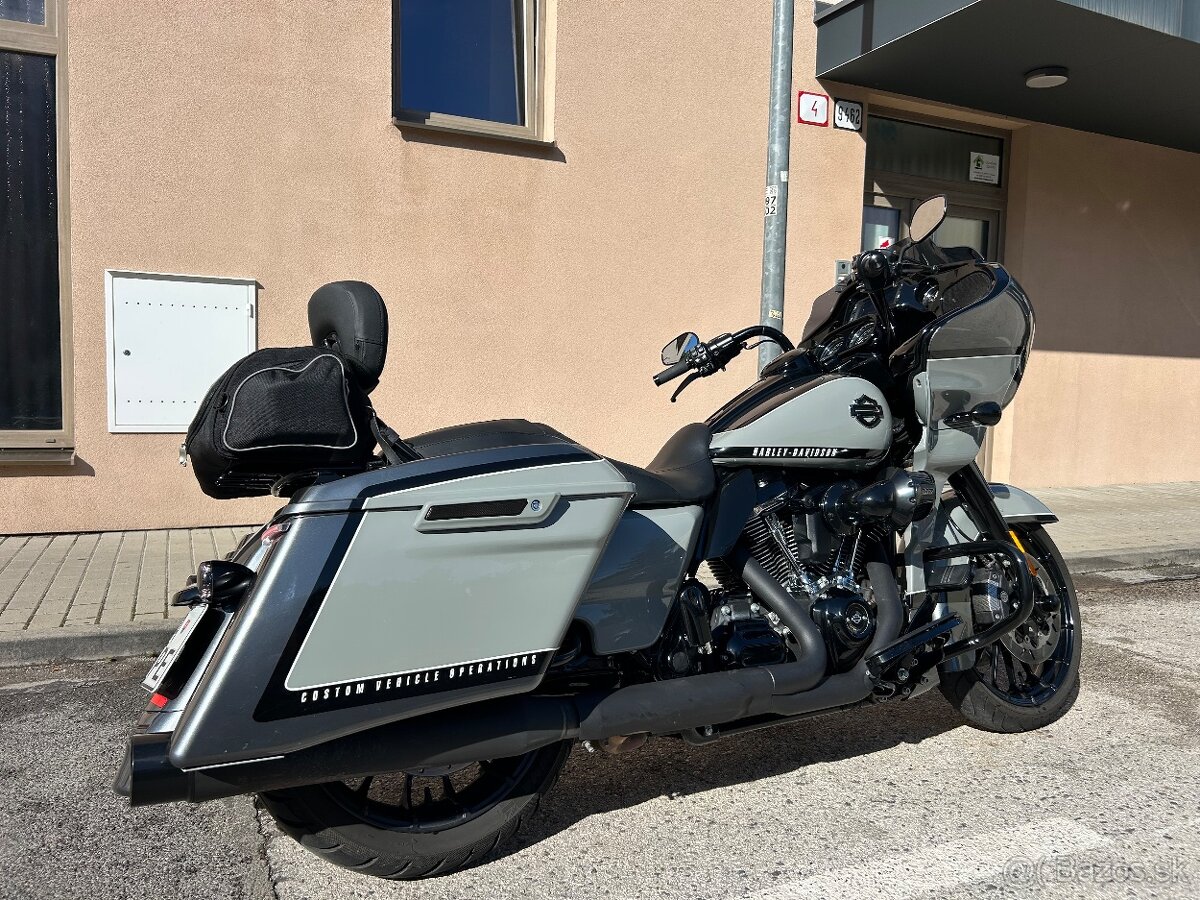 Harley Davidson Road Glide - 2