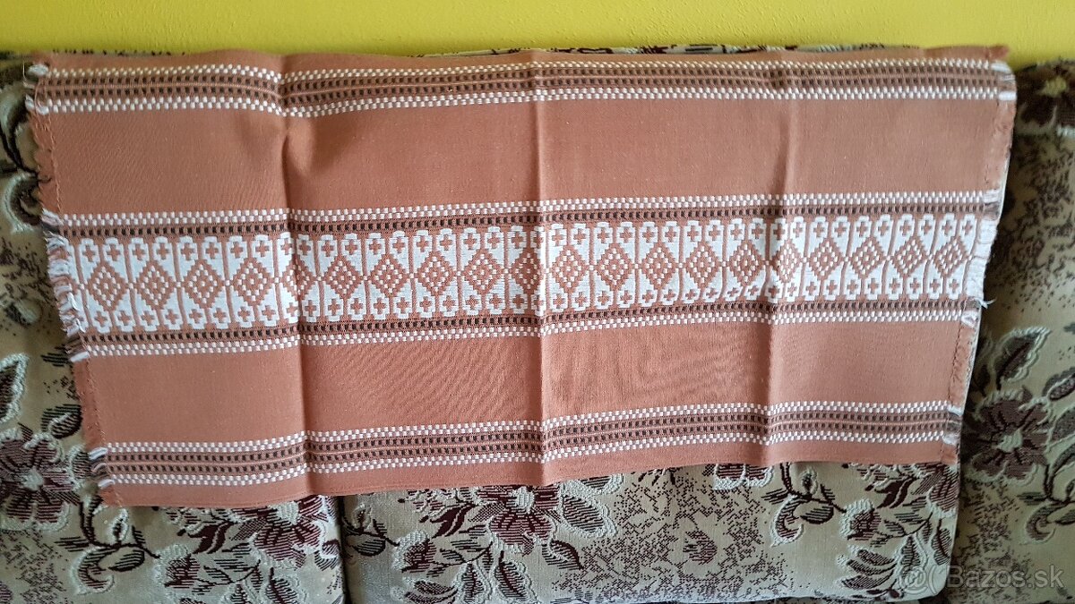 ÚĽUV + vyšívané prestieranie, obrúsky - 2