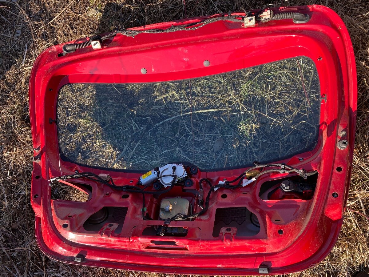 5 dvere seat leon 2 1P červená LS3H - 2