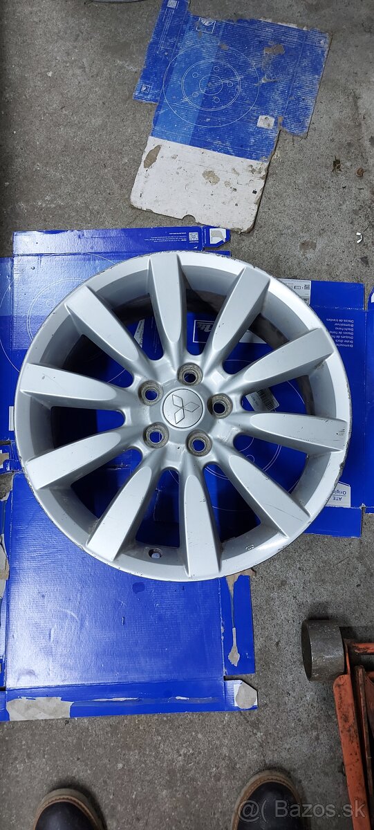 Mitsubishi Lancer R 18 - 2