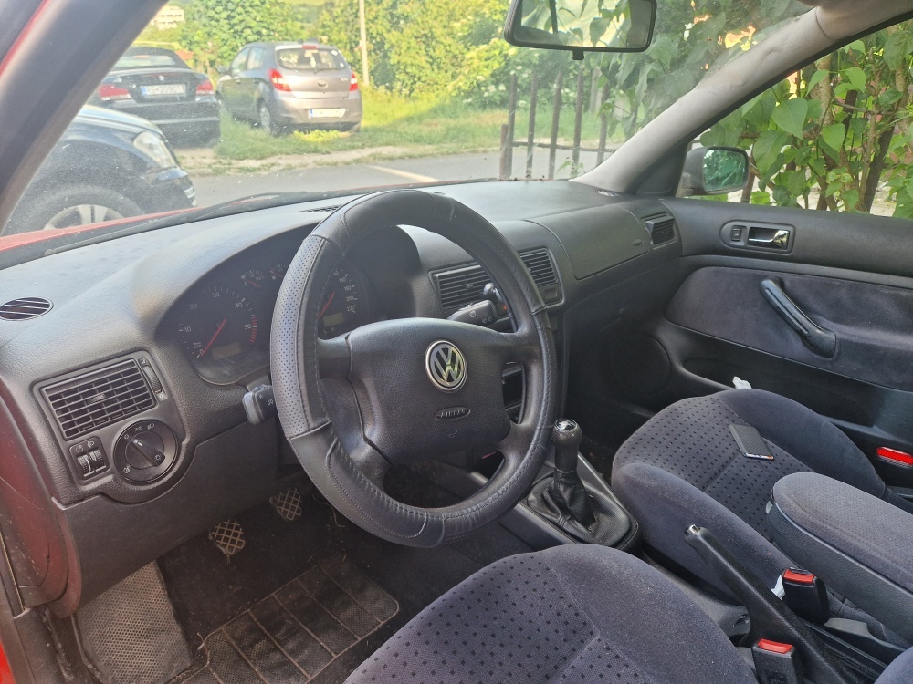 VW Golf 1.9 SDI - 2
