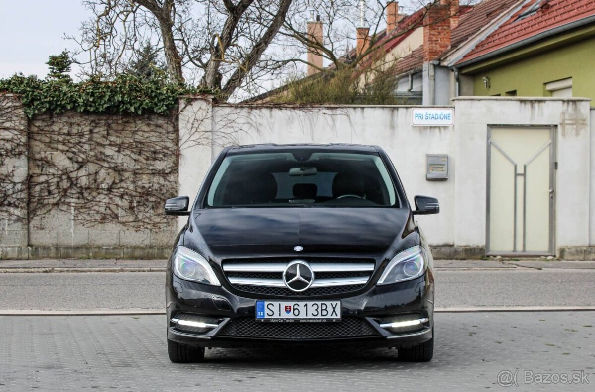Mercedes B180 CDI AT7 - 2