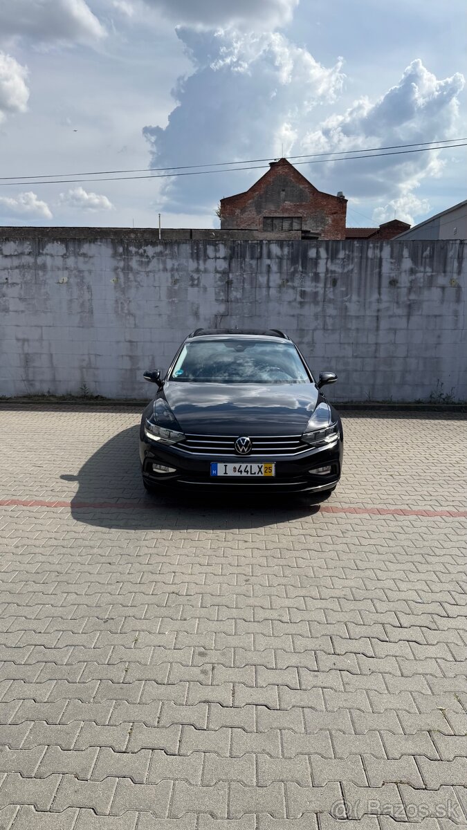 VW Passat Variant 2.0 TDI DSG - 2