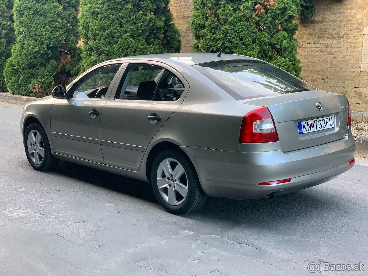 Škoda Octavia 1.6 benzín 2010 - 2