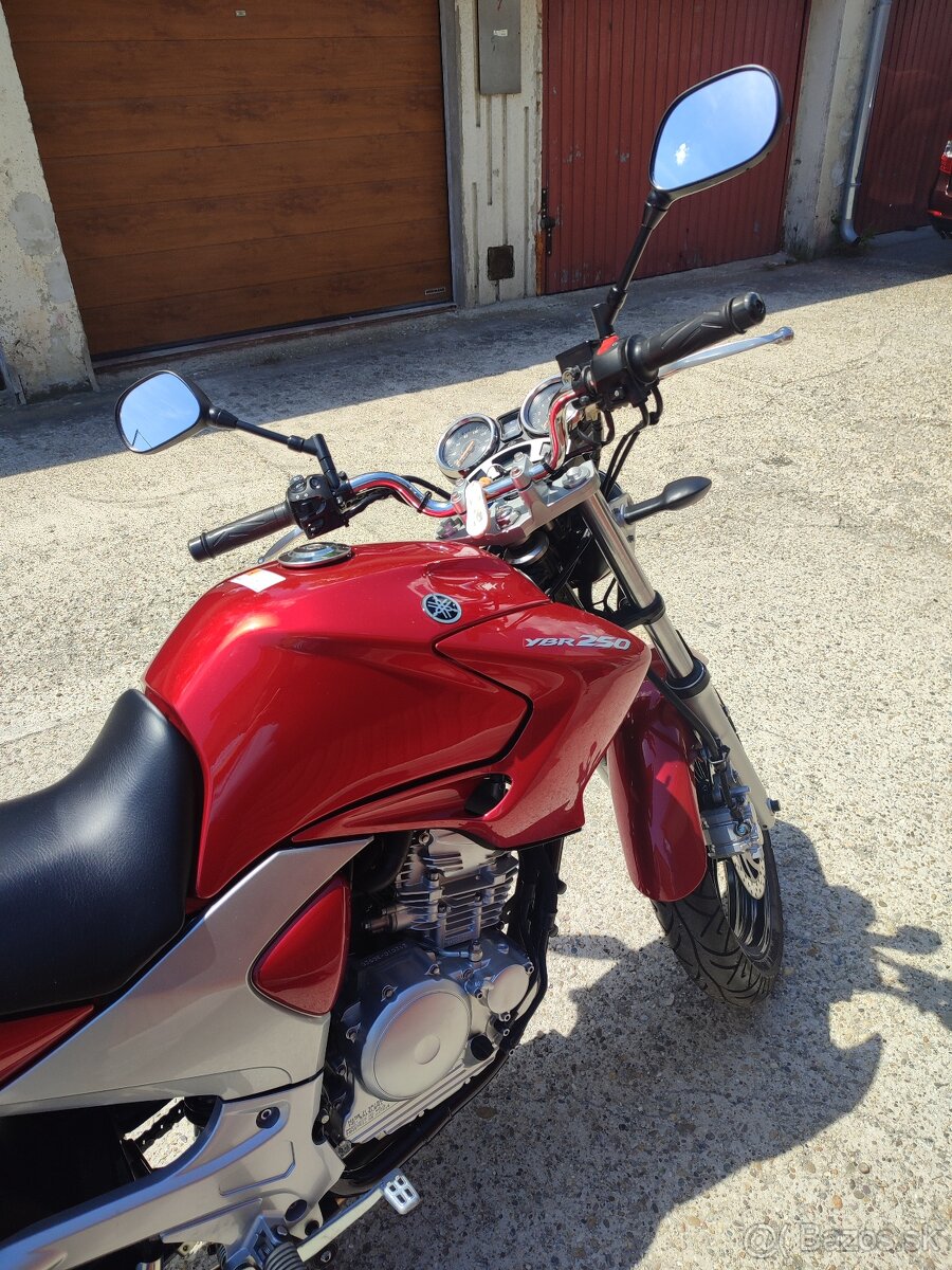 Yamaha YBR 250 - 2