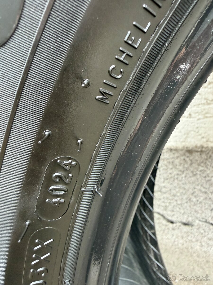 235/50 R19 Michelin Alpin 7 Dot 4024 - 2