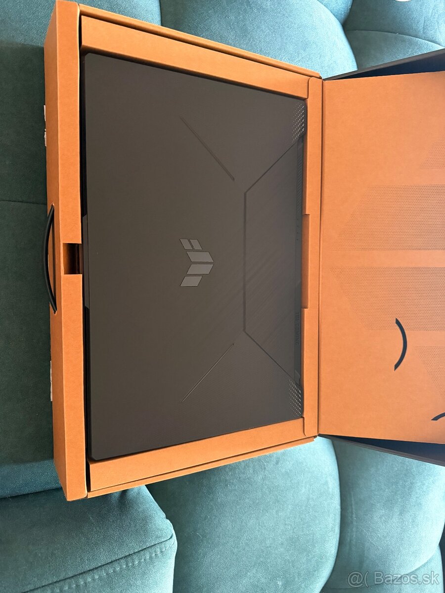 Asus TUF F17 2023 - 2