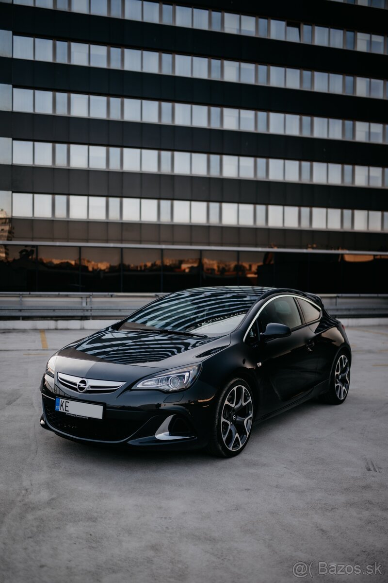 Opel Astra J OPC - 2