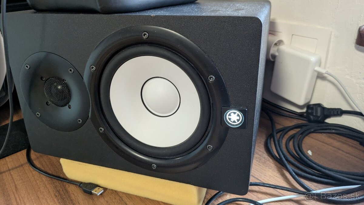 Yamaha HS7 - 2