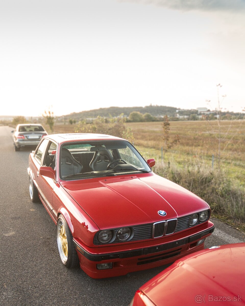 BMW E30 coupe 330i M54 1988 - 2