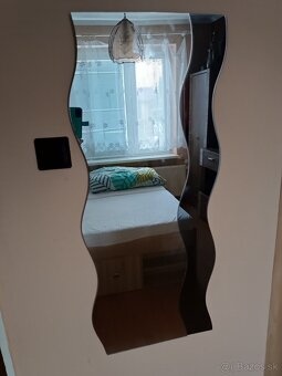 Nástenné zrkadlo - 2