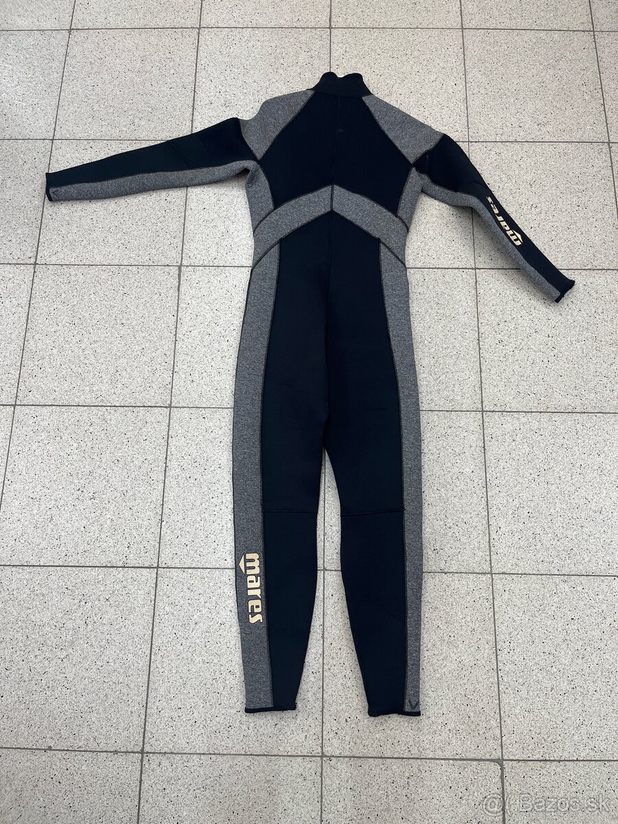 Dlhý detský neoprén na 9-10 rokov - 2