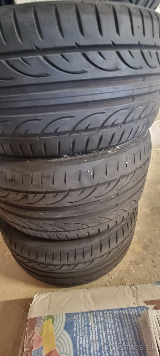 R18 255x35 , 225x40 Hankook Ventus V12 Evo2 - 2
