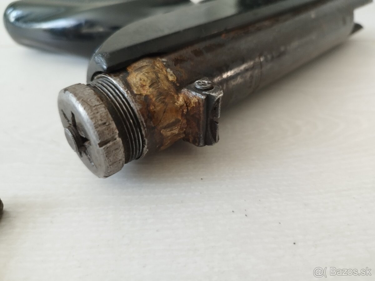 Predám diely na Slavia Tex 086 - 2