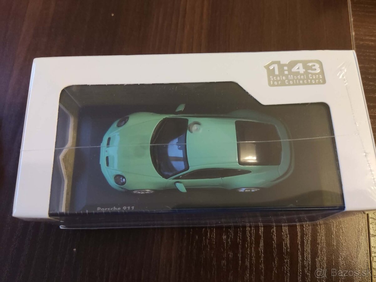 Porsche 911 992 GT3 Touring 1:43 - 2