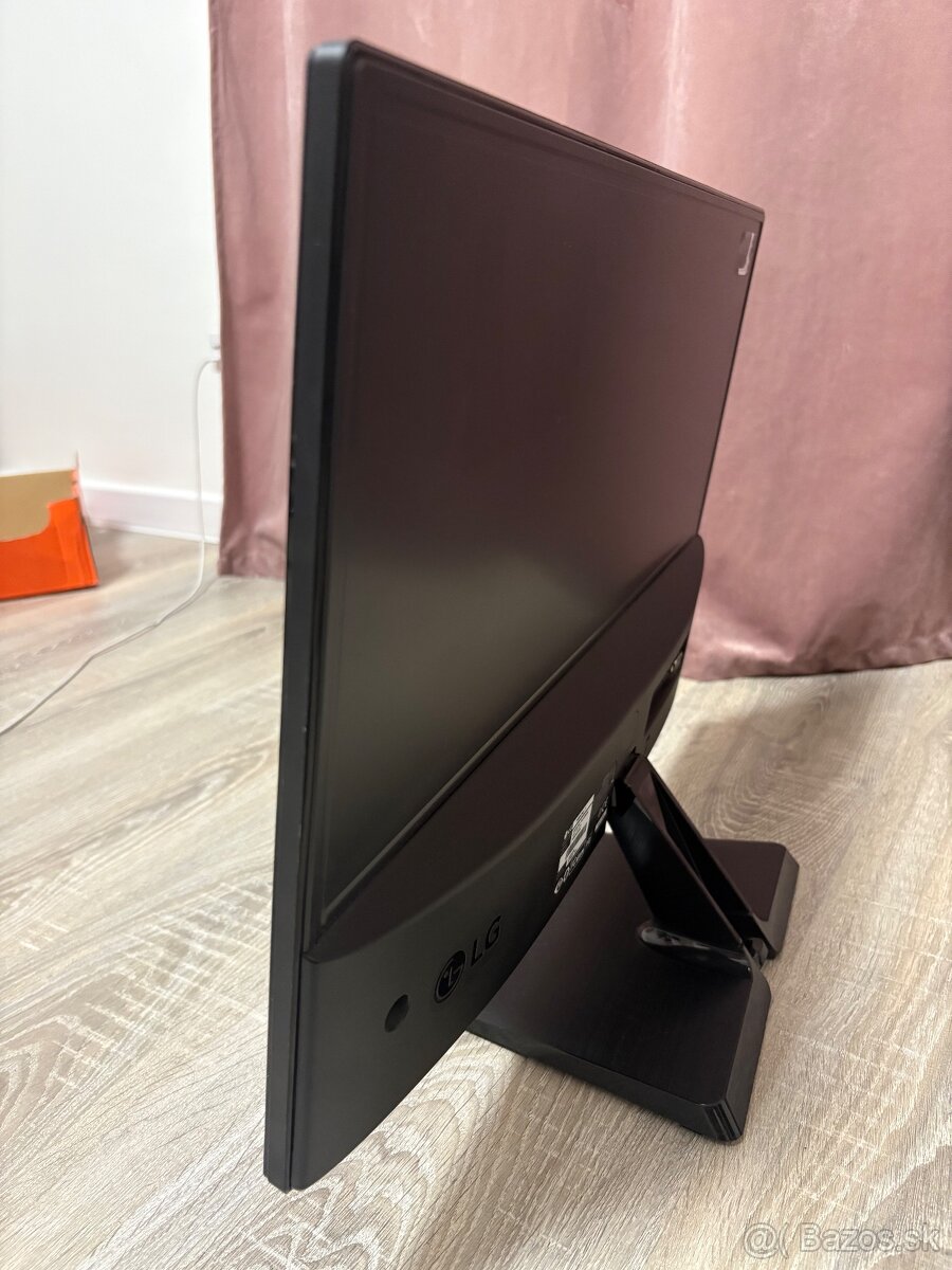 LG 24MP47HQ-P – 24 - 2