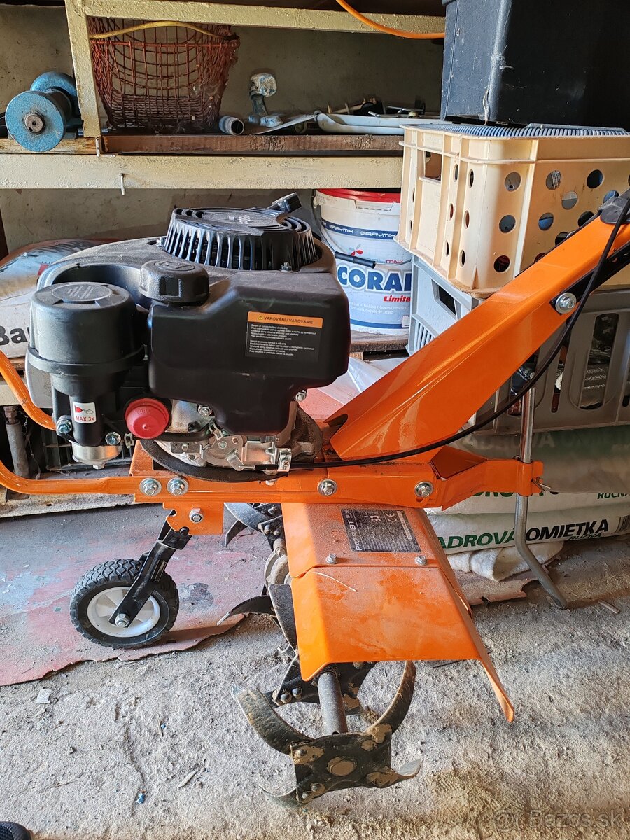 Predám kultivátor - 2