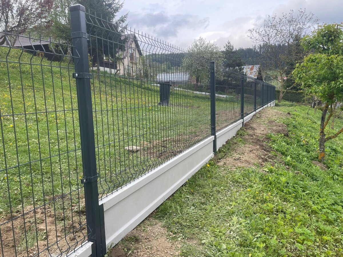 Betonovy plot, podhrabove dosky 3d,2d panely , montáž - 2