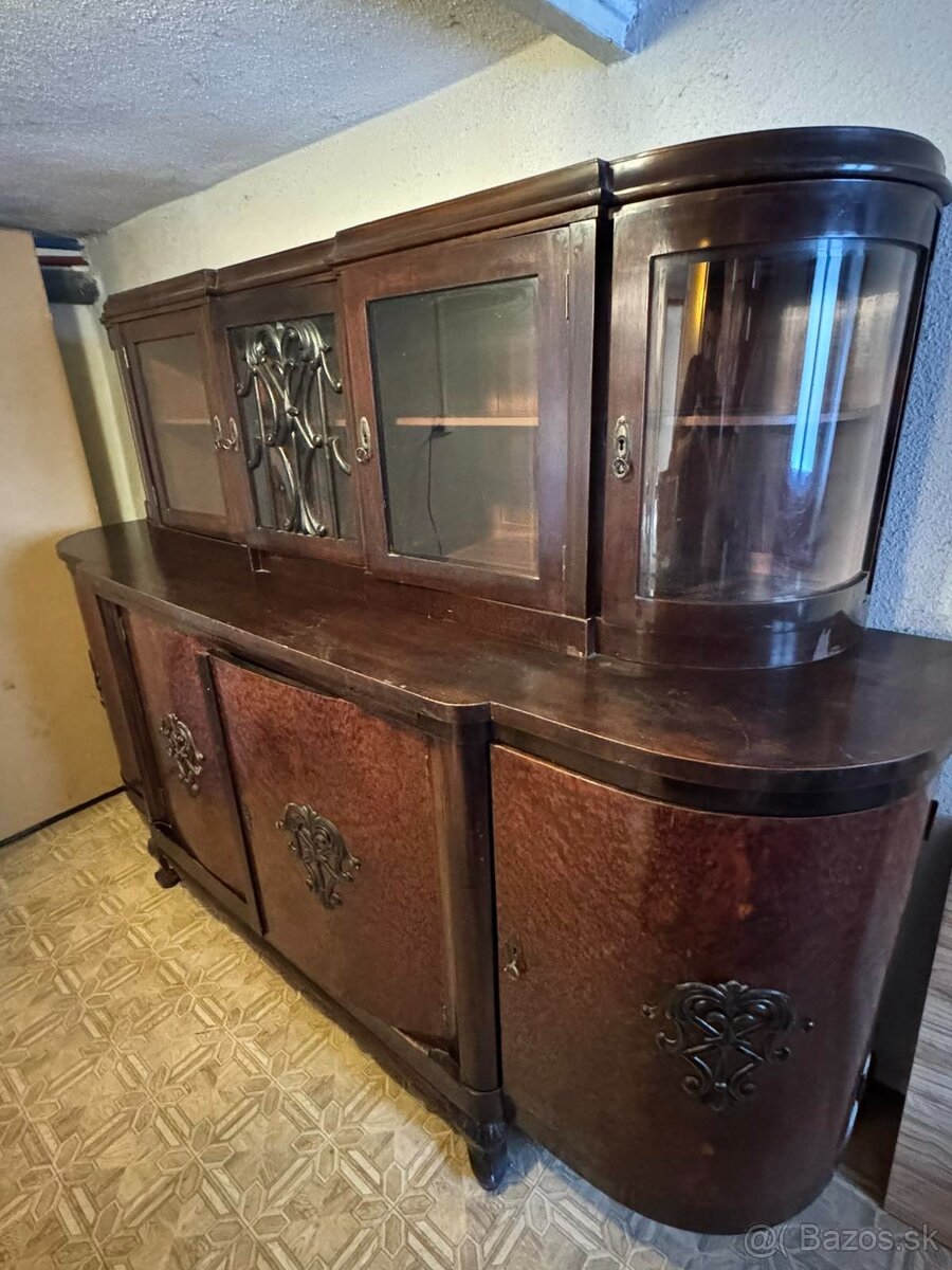 Starožitná komoda - 2