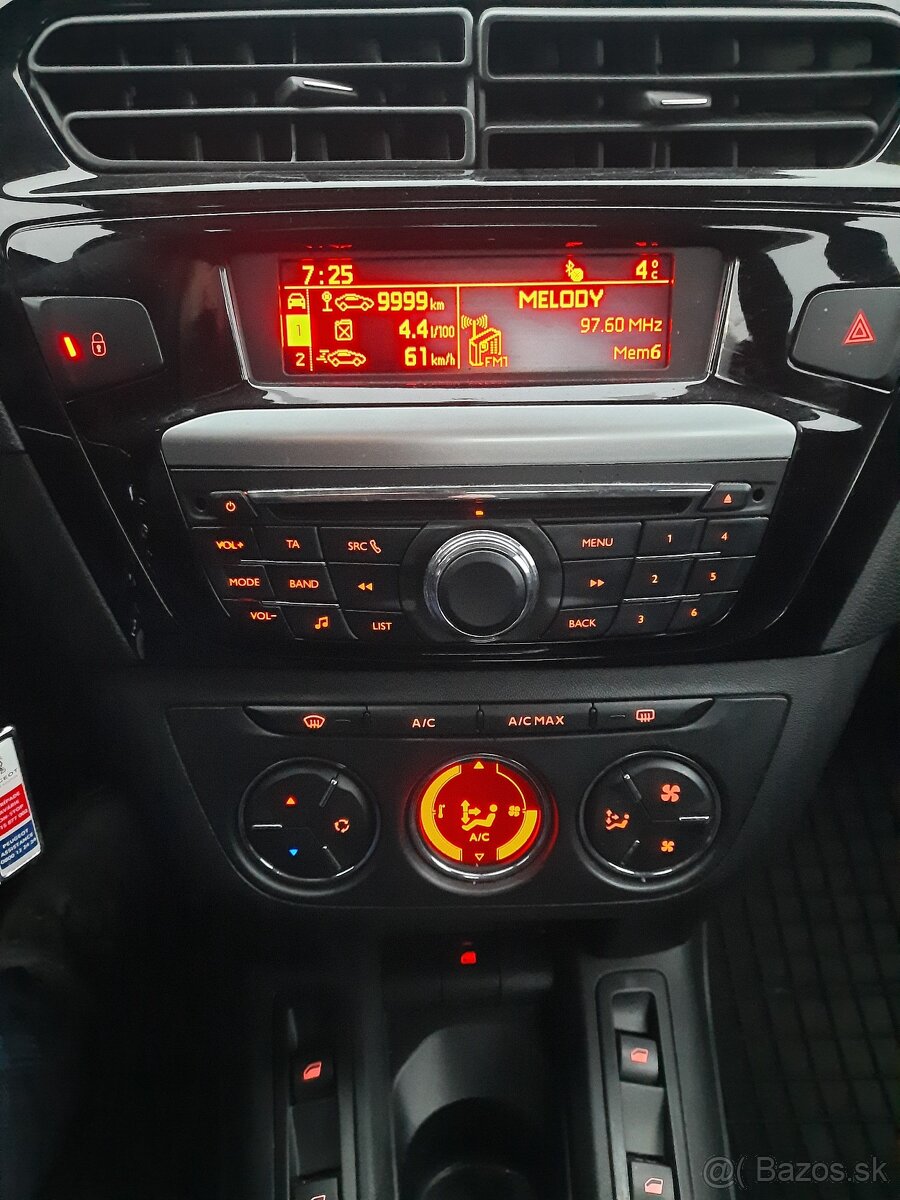 PEUGEOT rok výroby 31.12.2016 - 2