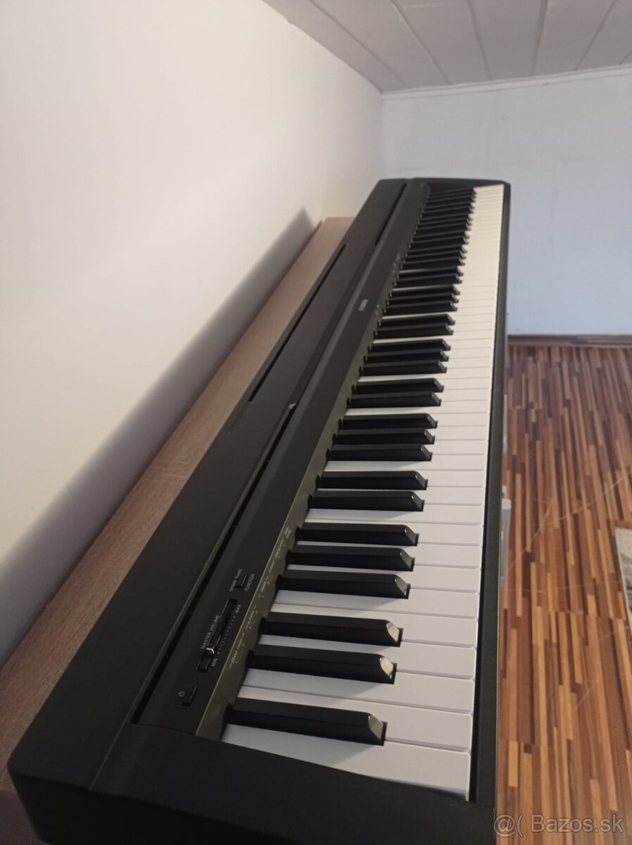 Piano yamaha P45 - 2